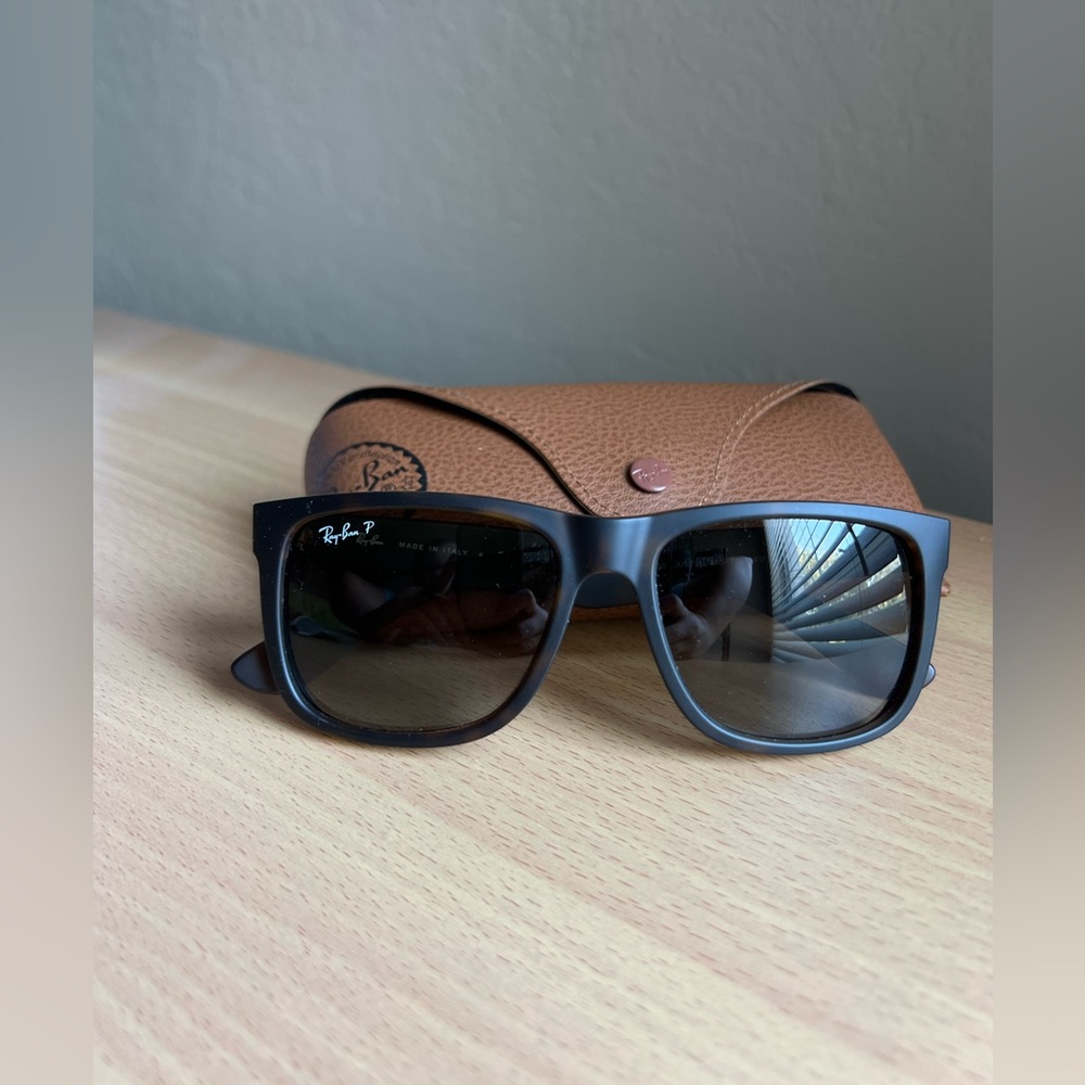 Ray-Ban RB4165 Tortoise/Brown Gradient Polarized Sunglasses